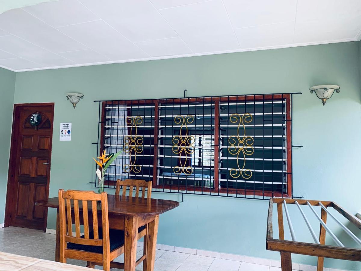 Chez May Paule Anse Volbert Village Buitenkant foto